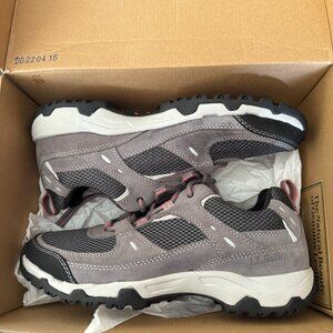 EUC LL BEAN Woman's sz 11 M Trail Model Hiker 4 Gray Boots Waterproof Low Top